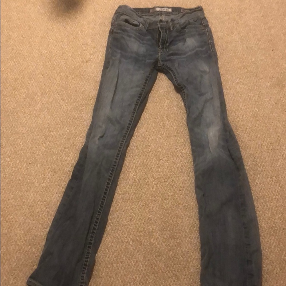 Buckle Jeans